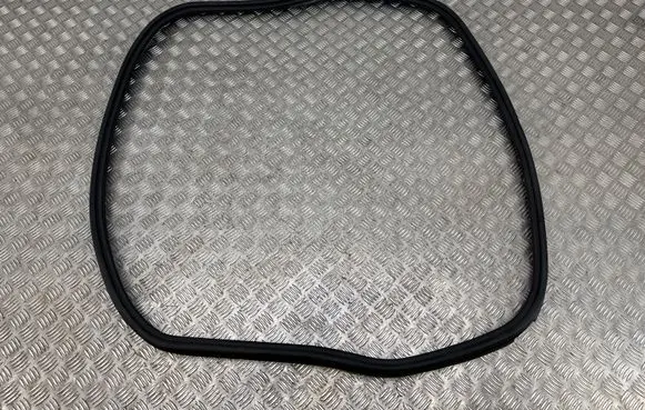 BMW 2 F45 Trunk rubber seal (body) 
