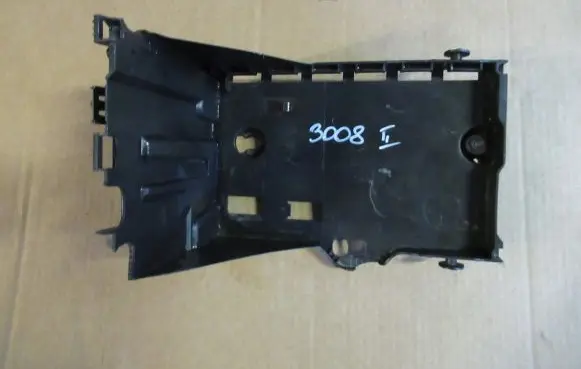 Peugeot 3008 II Battery tray 