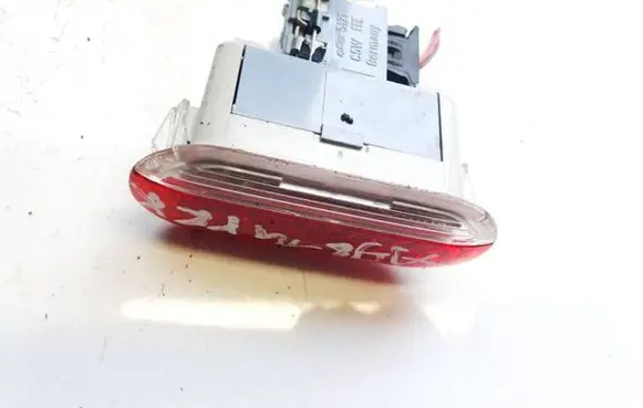 Skoda Octavia Mk2 (1Z) Front door card panel trim 5121