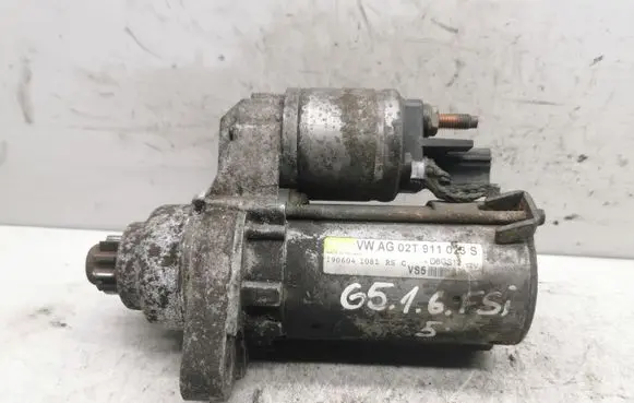 Volkswagen Golf V Starter motor 02T911023S