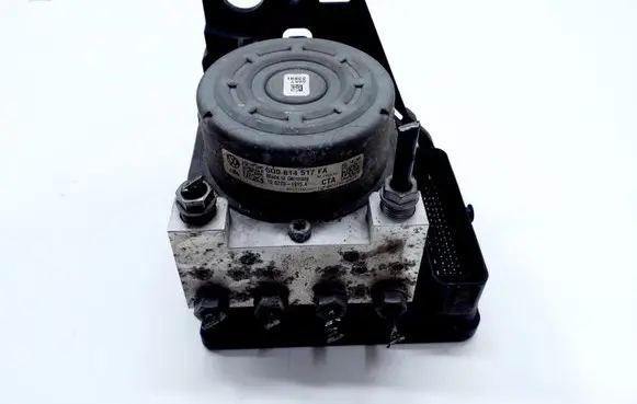 Volkswagen PASSAT B8 ABS Pump 5Q0614517FA 5Q0614235G