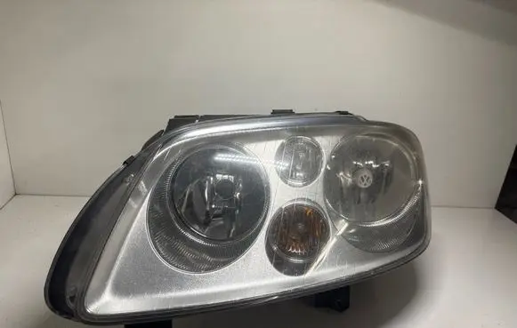 Volkswagen Touran I Headlight/headlamp 1T0941005R 0301205203