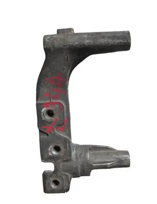 Volkswagen Golf VII Engine mounting bracket 04L199207B