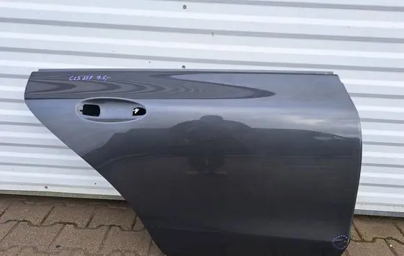 Mercedes-Benz CLS C257 Rear door A2577321000 18187C