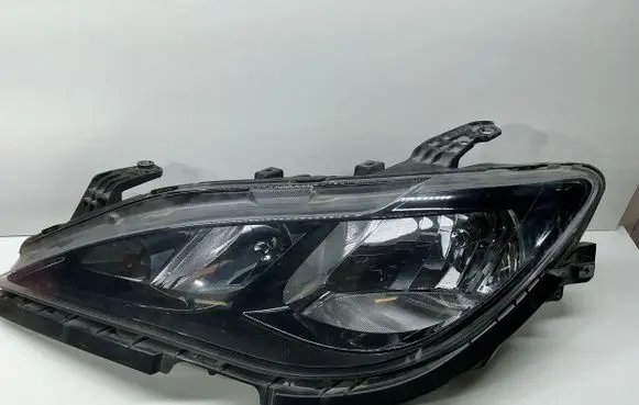 Chrysler Pacifica Headlight/headlamp 68228945AF