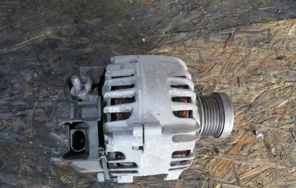 Ford Fiesta Generator/alternator H1BT10300CD
