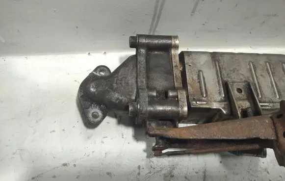 Toyota Land Cruiser (J120) EGR valve cooler 2560130080