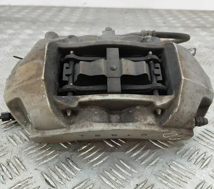 Tesla Model 3 Front brake caliper 104462200D