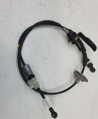 Gear shift cable linkage