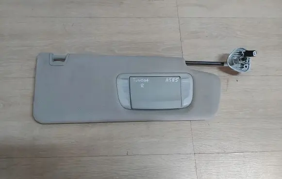 Toyota Tundra II Sun visor