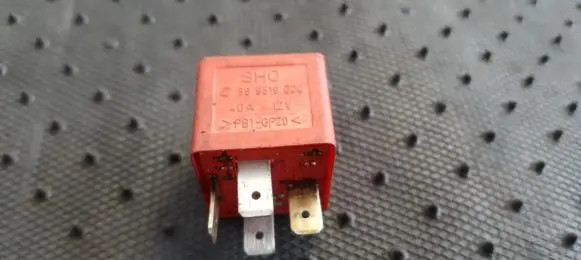 Audi A4 S4 B5 8D Other relay 443919578C 899519000