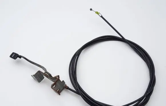 Suzuki Swift I Tailgate release/open handle 