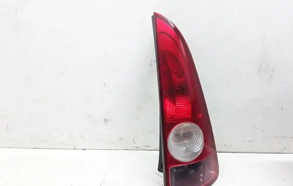 Renault Espace - Grand espace IV Rear/tail lights 8200027152