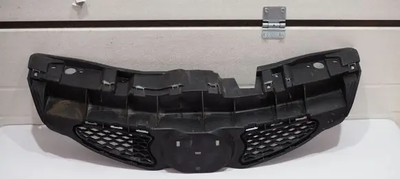 Toyota Aygo AB10 Front bumper upper radiator grill 531110H010