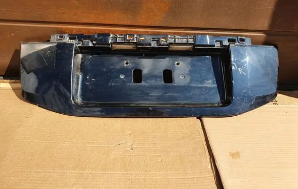 Toyota Land Cruiser (J150) Trunk door license plate light bar 7681160310 7681160250