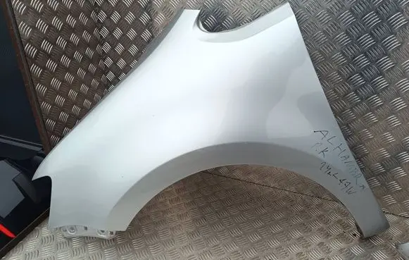 Seat Alhambra (Mk2) Fender