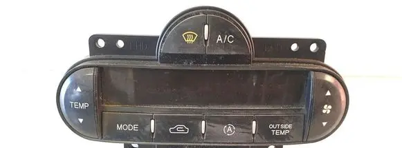 KIA Carens I Air conditioner control unit module 