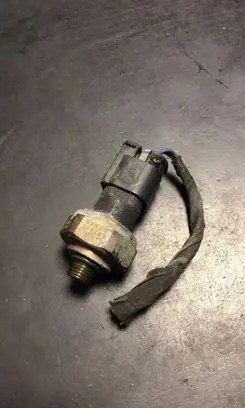 BMW 5 E60 E61 Air conditioning (A/C) pressure sensor 8370623
