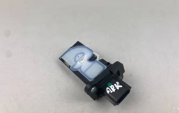Renault Arkana Mass air flow meter 226805RF0A AFH60M-48