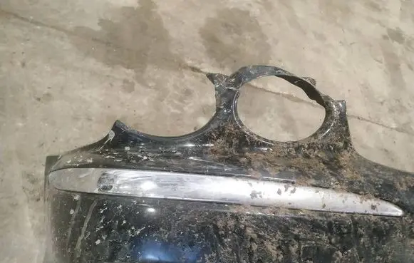 Jaguar X-Type Front bumper splitter molding 