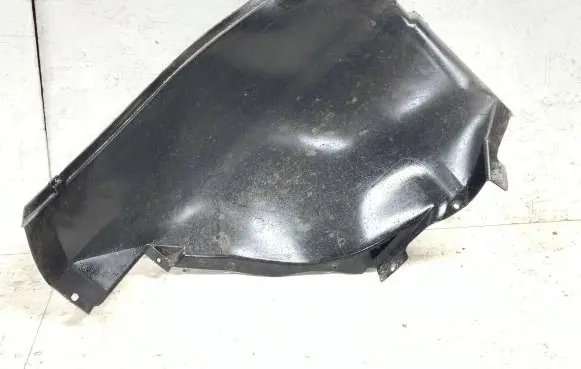 Audi A8 S8 D2 4D Front wheel arch liner splash guards 4D0821191L
