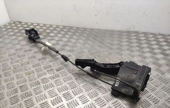 Citroen C4 Grand Picasso Rear door lock 9810311280