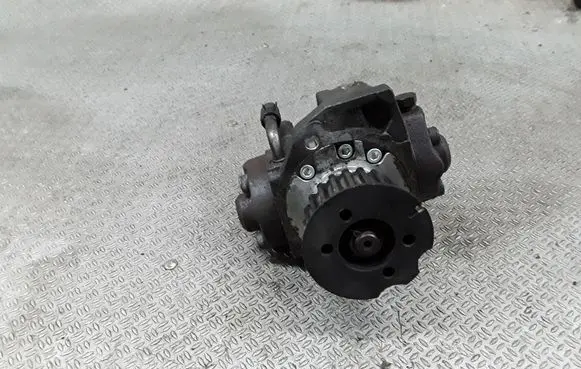 Mazda 5 Fuel injection high pressure pump 2940000420