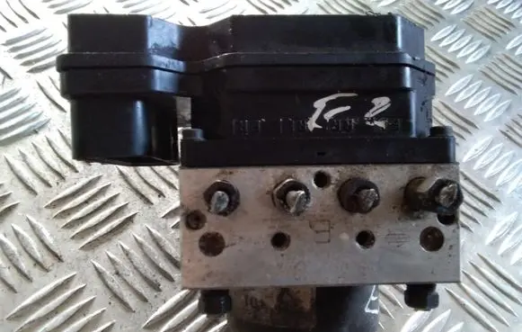 Nissan X-Trail T30 ABS Pump 47660EQ02A