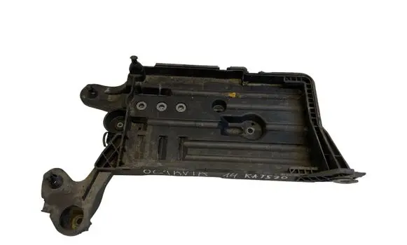 Skoda Octavia Mk3 (5E) Battery tray 5Q0915321H 5Q0915331J