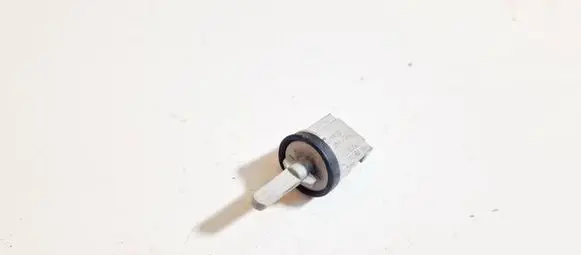 Skoda Octavia Mk2 (1Z) Interior temperature sensor 585507 091107
