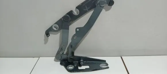 Audi A6 S6 C6 4F Tailgate/trunk/boot hinge 4F5827301D