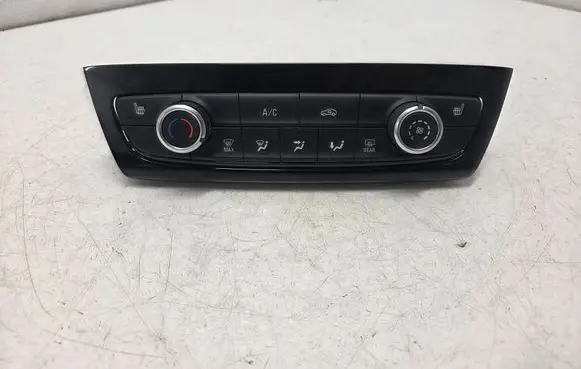 Opel Corsa F Climate control unit 39181223 703B9CA6 28636932