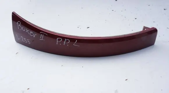 Under headlight/headlamp trim