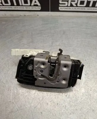 Mercedes-Benz E W212 Front door lock A0997200635 ZGS008
