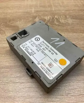 Mercedes-Benz E W211 Gateway control module A2115405645 A2115405745