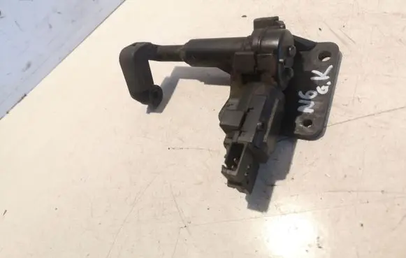 Chrysler Grand Voyager IV Vent window/glass motor 