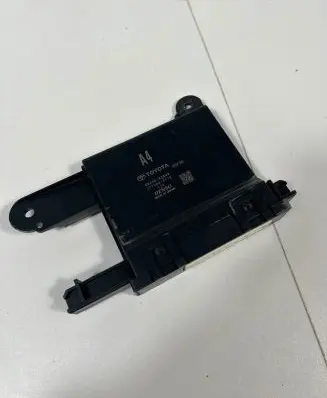 Toyota RAV 4 (XA50) Other control units/modules 8865042A40 2775009170
