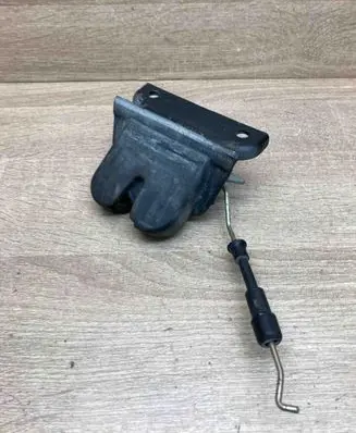 Audi A6 S6 C5 4B Tailgate/trunk/boot lock/catch/latch 4B9827541A 020298