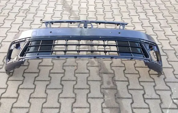 Volkswagen Polo VI Front bumper