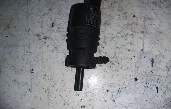 BMW 1 E81 E87 Windscreen/windshield washer pump 730258801