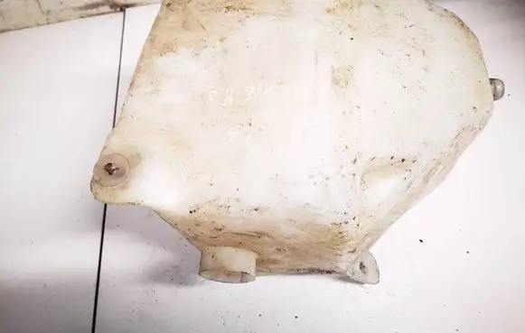 Windshield washer fluid reservoir/tank