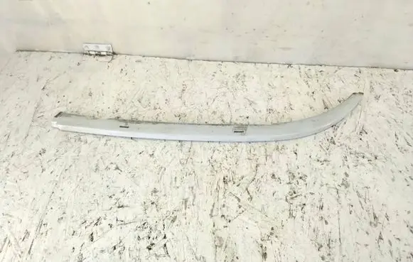 BMW 5 E39 Under headlight/headlamp trim 51138159306 229449