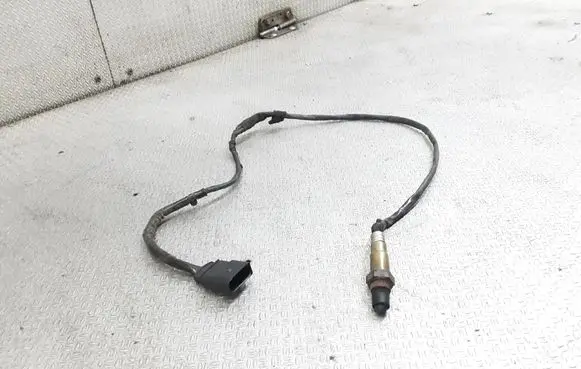 Audi A4 S4 B6 8E 8H Lambda probe sensor 0258010036