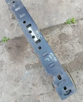 Ford Kuga I Front bumper cross member