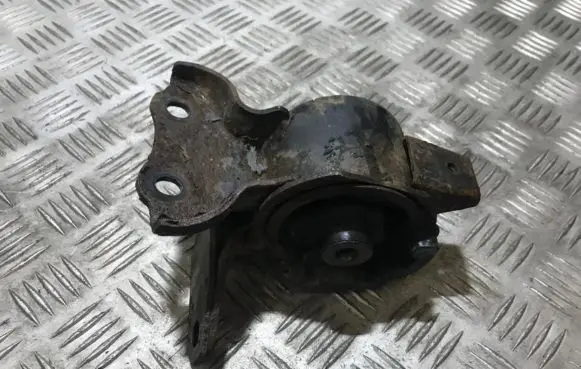 Mazda 6 Engine mount bracket gj6a
