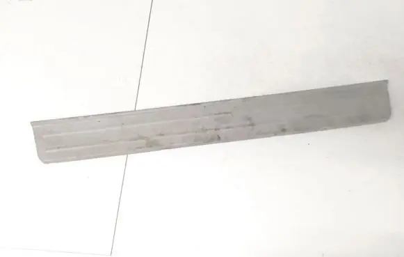 Hyundai Tucson JM Front sill trim cover 858832e000 85883-2e000