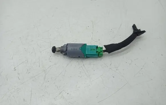 Renault Megane III Brake pedal sensor switch 253250007R 9329K