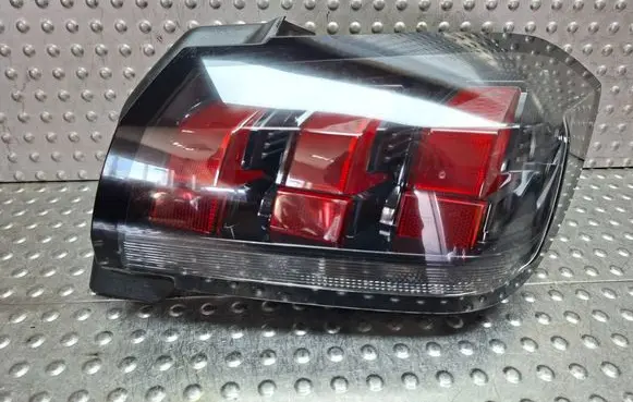 Peugeot 208 II Rear/tail lights S27624254 9823216580
