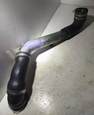 Intercooler hose/pipe