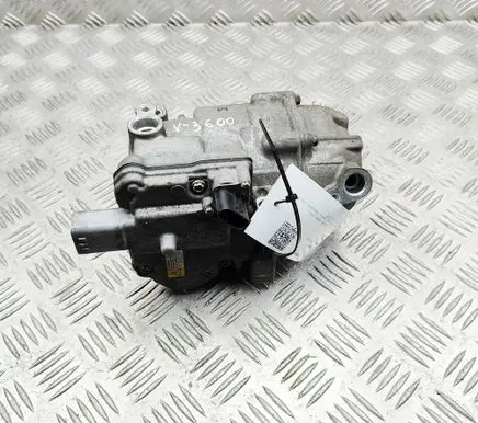 Toyota Yaris Air conditioning (A/C) compressor (pump) 0422001350 8837052012